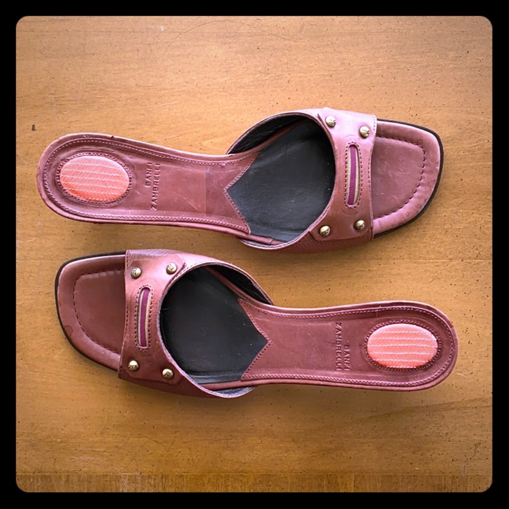 Banfi Zambrelli leather kitten slides size 8